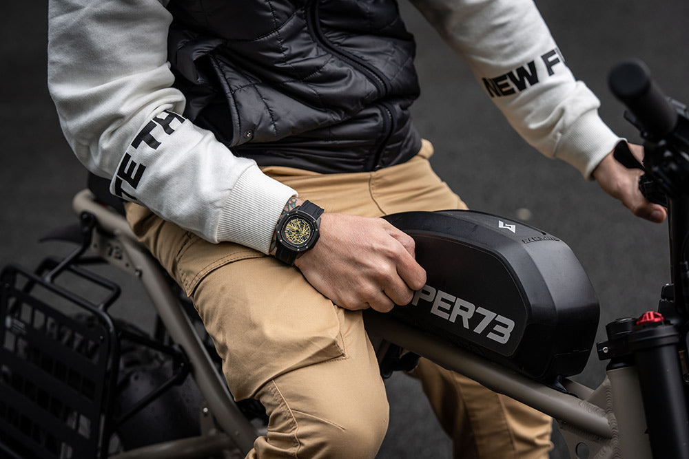 Aeromeister Blast AM2101 watch 