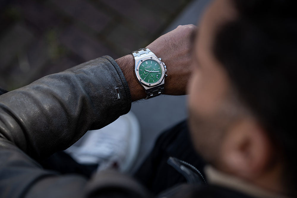 Rotorcraft Glider RC3001 watch
